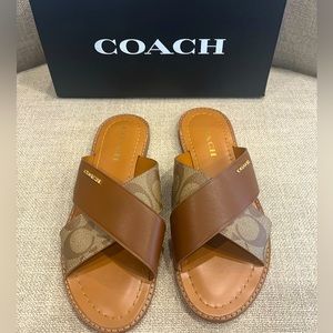 *NEW IN BOX* Coach Classic C Sandals